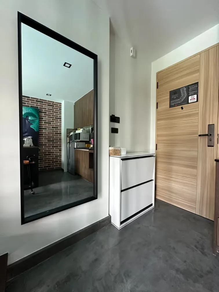 Entrance hall with full-length mirror and shoe cabinet — Utopia Nai Harn, Nai Harn