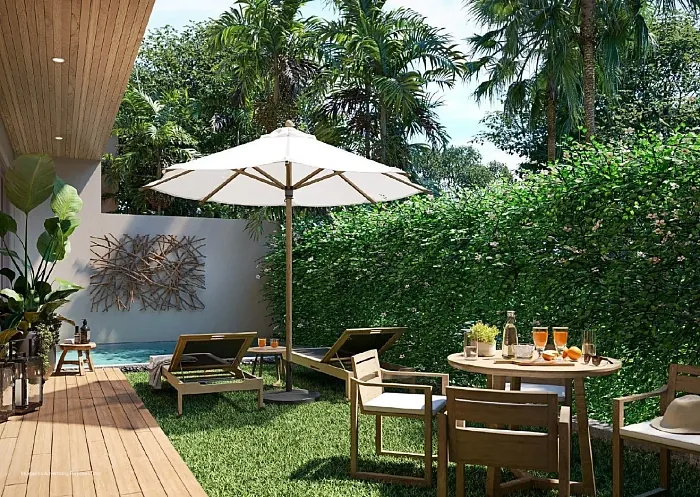 Шезлонги и обеденная зона у приватного бассейна — Sudara Condominium, Банг Тао