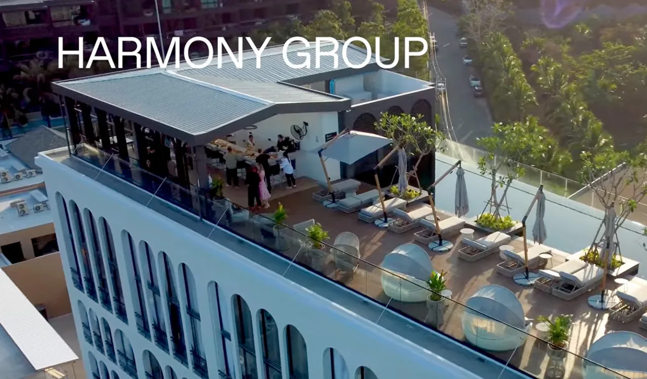 Rooftop pool of the building, aerial view — Harmony, Nai Harn