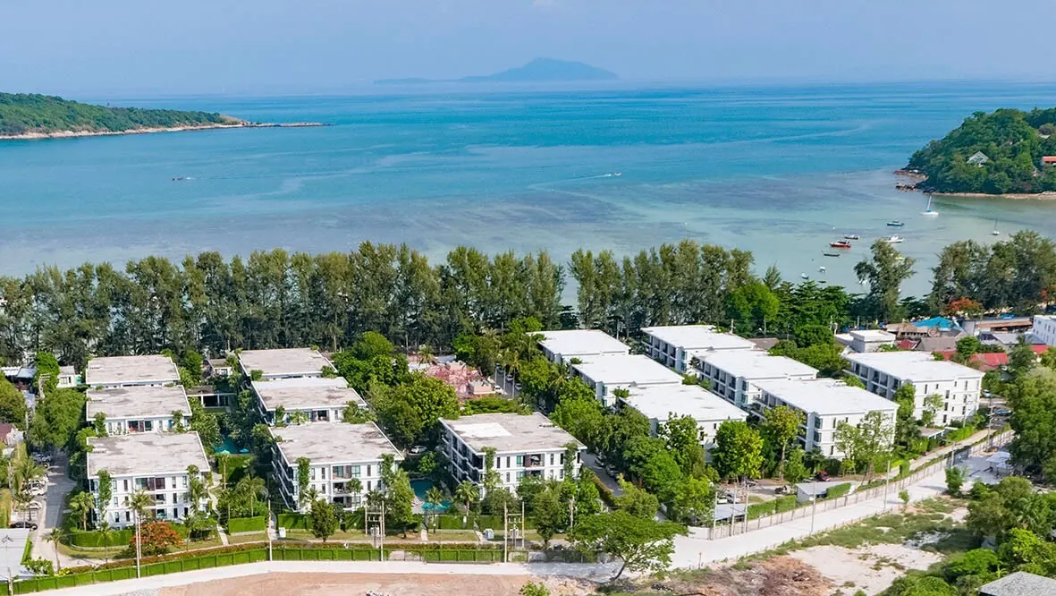 The Title Condominium, Раваи — комплекс у моря, вид с воздуха