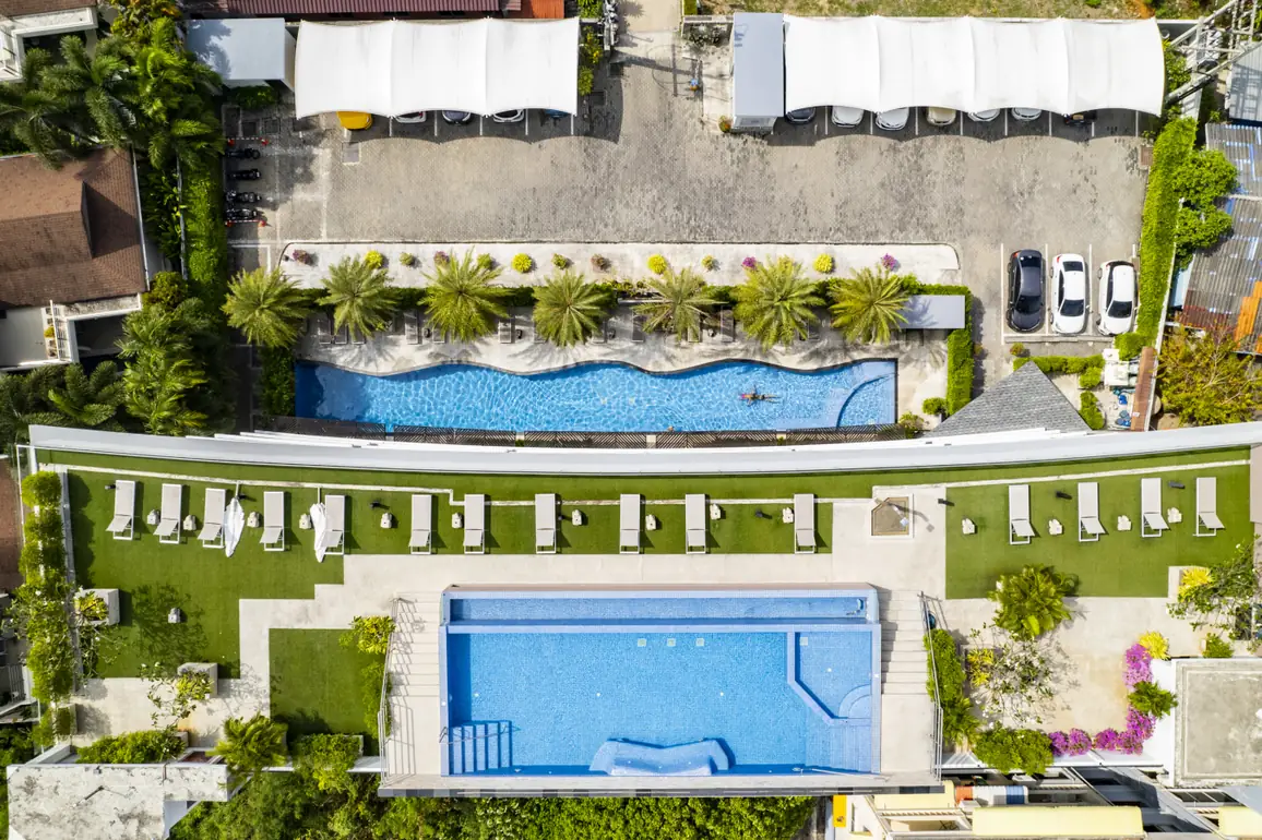 Babylon Sky Garden, Раваи — бассейны комплекса, вид сверху