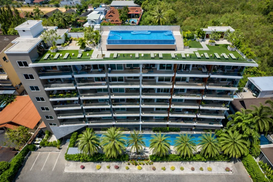 Babylon Sky Garden, Раваи — комплекс с бассейном на крыше, вид с воздуха