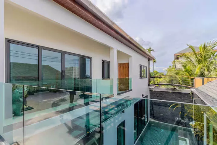 Villa N8, Раваи — верхняя терраса над бассейном