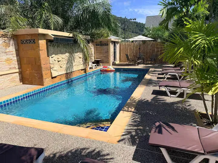 Tropical Private Bungalow, Раваи — общий бассейн курорта