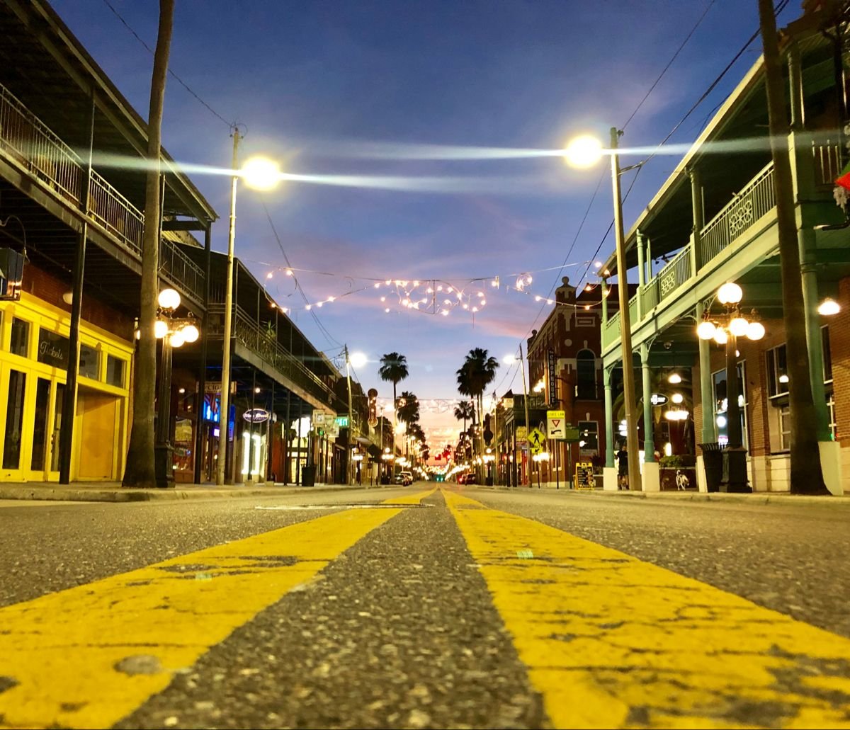Tampa Halloween Bar Crawl