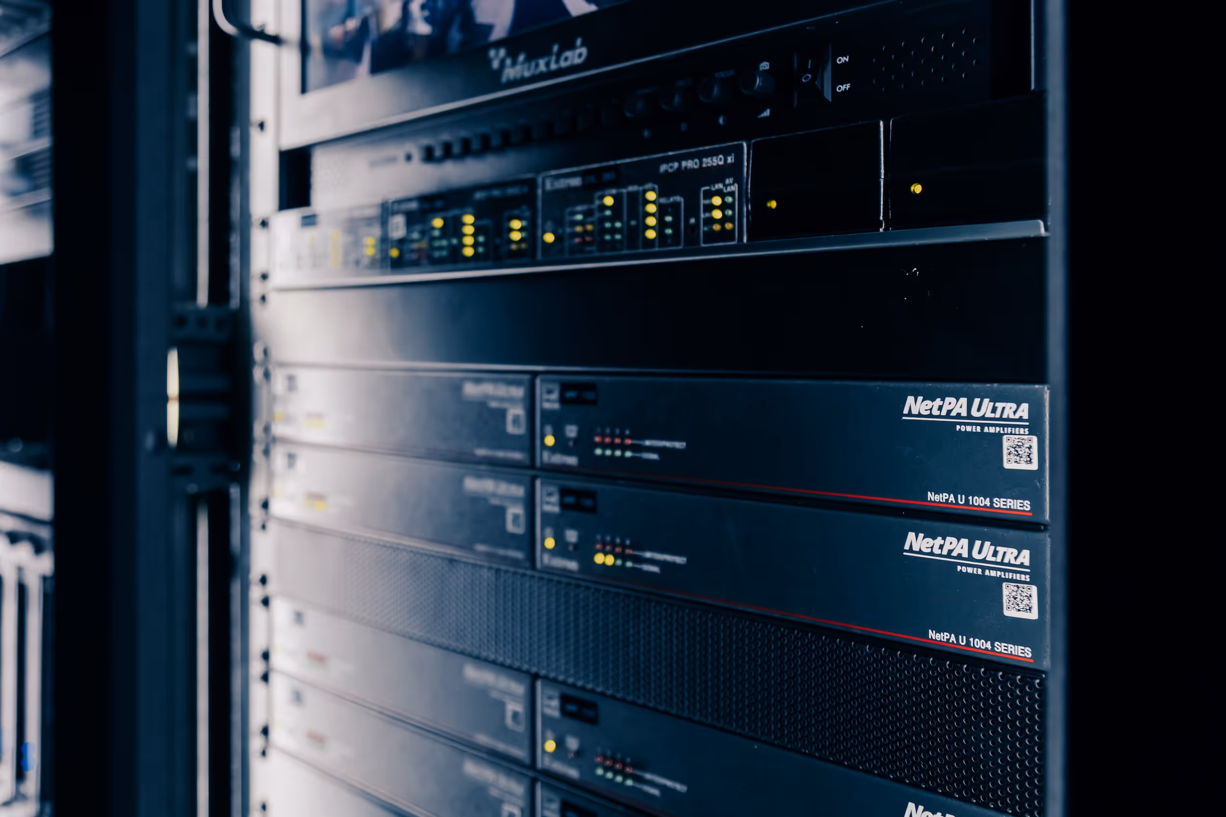 Clear ProAV - Dude Perfect - Extron Amplifiers