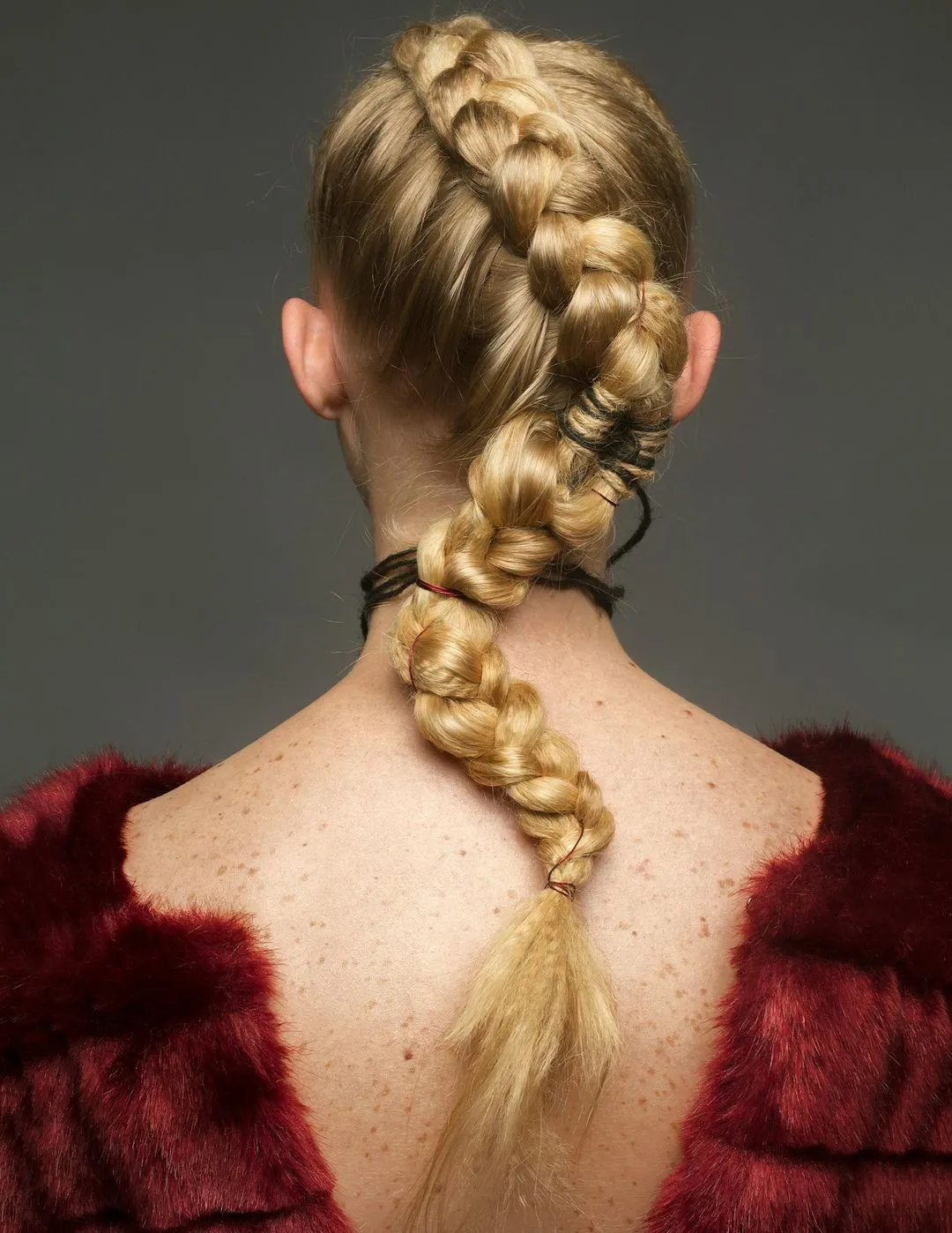 Curly hair specialist