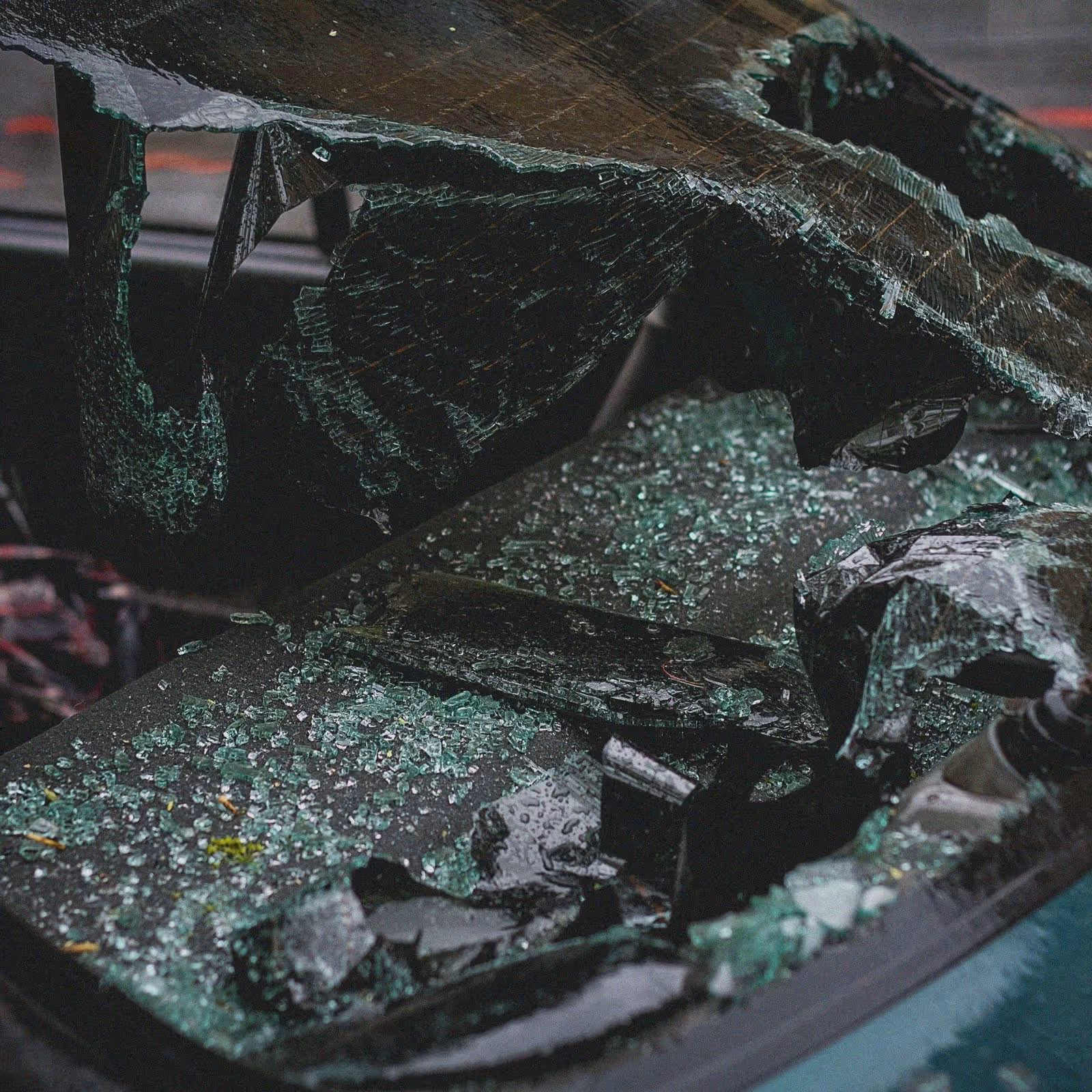 Experienced car accident attorney in Glendale CA helping injury victims recover damages