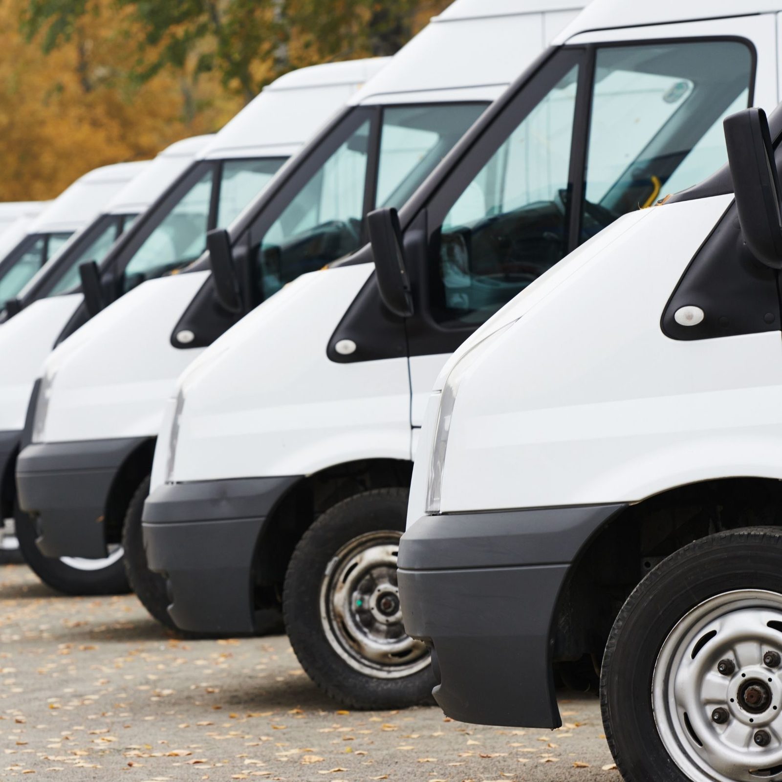 Commercial vehicle accident attorney in Phoenix Arizona office consultation
