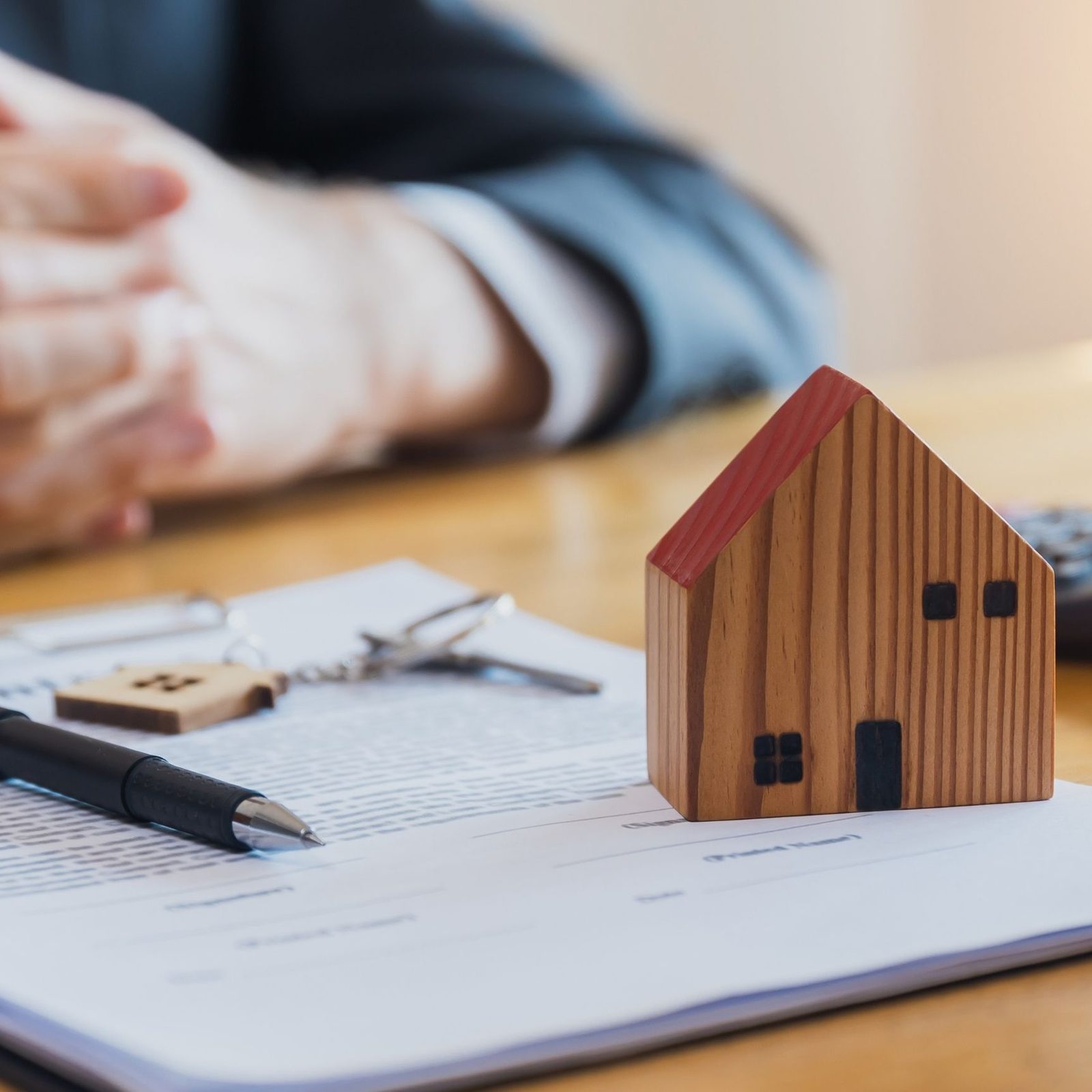 Estate planning attorney in Phoenix, AZ discussing legal documents with client