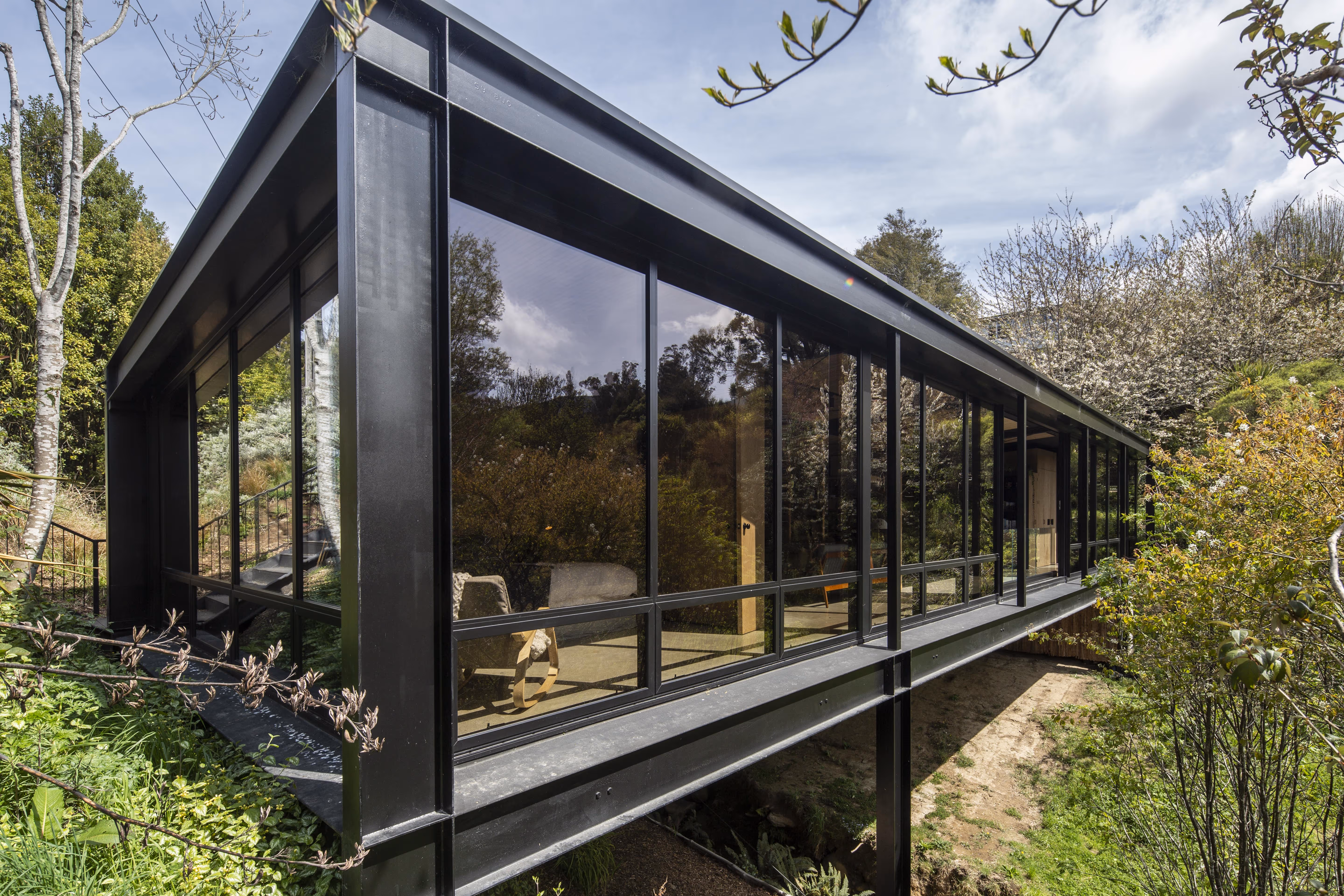 The Suspended Glasshouse