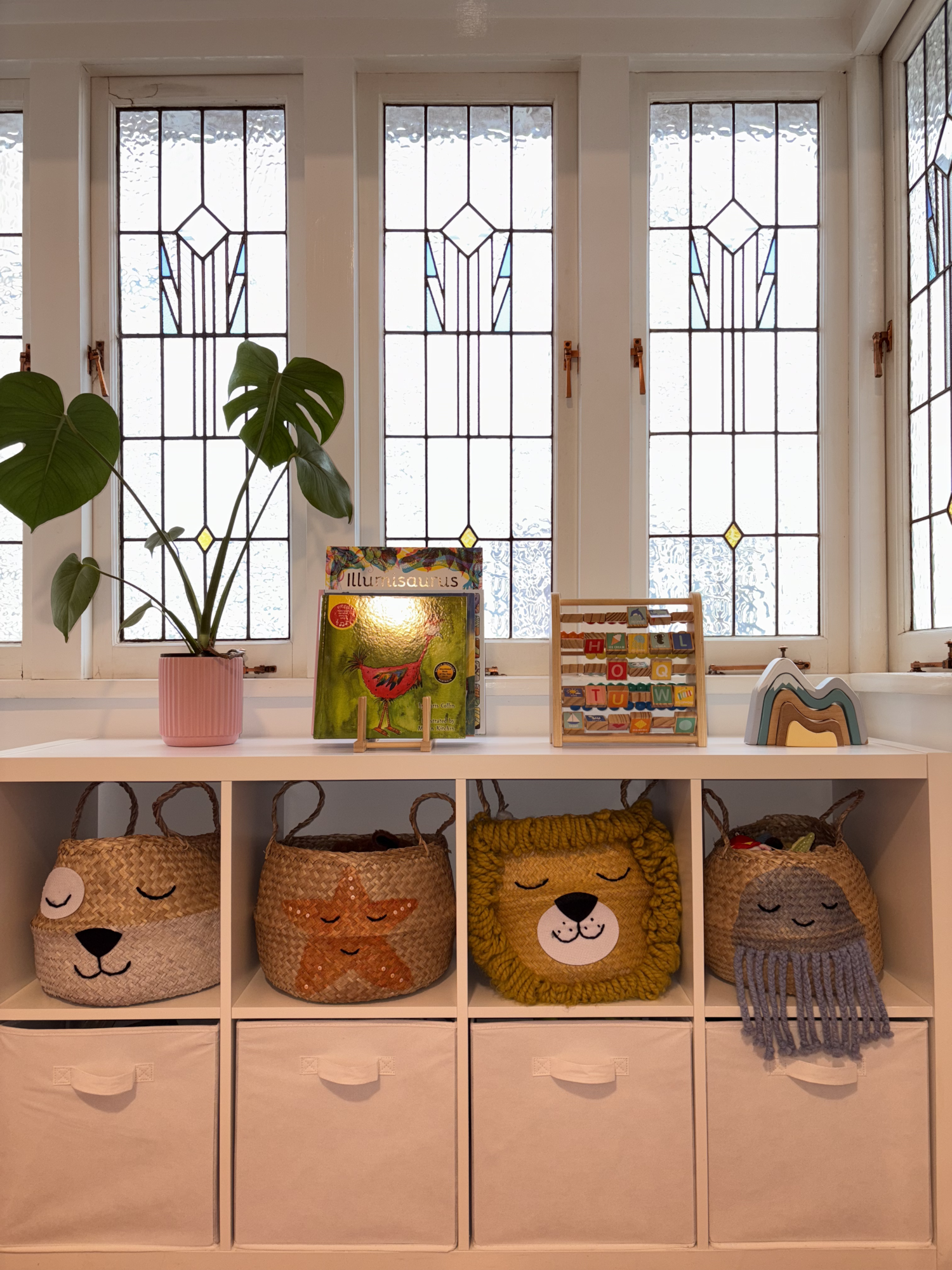 decluttering and home organisation