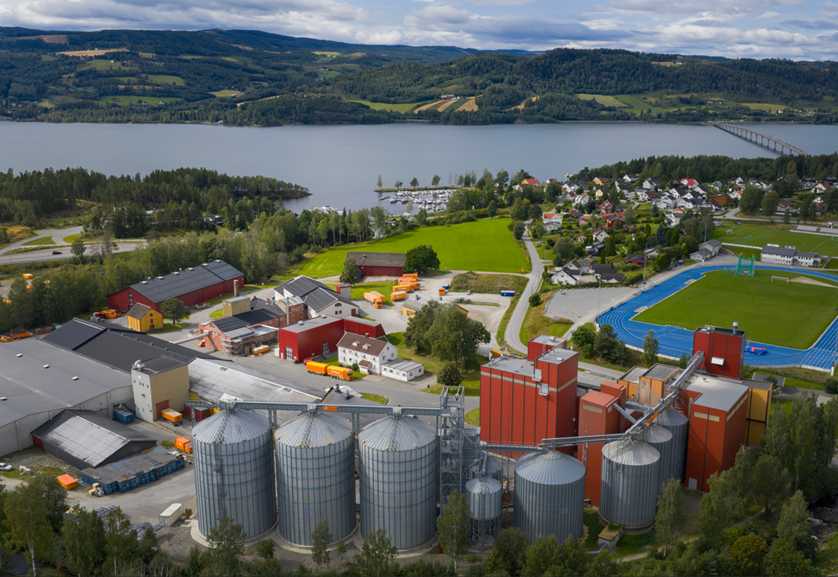 På vegne av Strand Unikorn AS søker vi nå en operativ IT-leder som skal sikre sikker og stabil drift av konsernets digitale infrastruktur. 