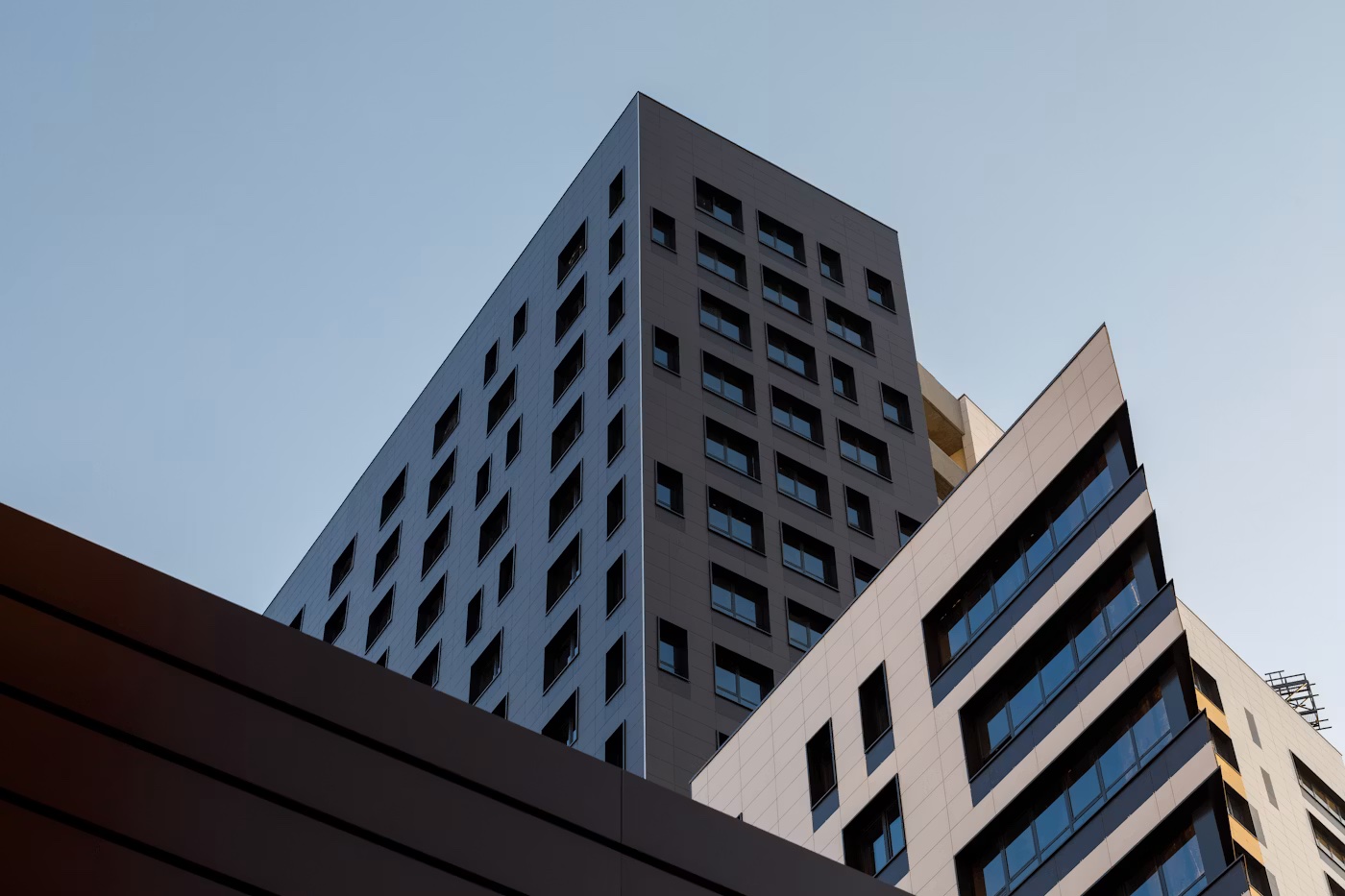 Arctic Real Estate Management (AREM) søker en Business Manager til selskapets Business Management-team. Business Management-teamet leverer forretningsførselstjenester til profesjonelle eiendomsinvestorer og har ansvar for den økonomiske og administrative oppfølgingen av en portefølje av eiendomsselskaper. Rollen byr på en variert arbeidshverdag med tett samarbeid med investorer, banker, advokater, revisorer og andre profesjonelle aktører.