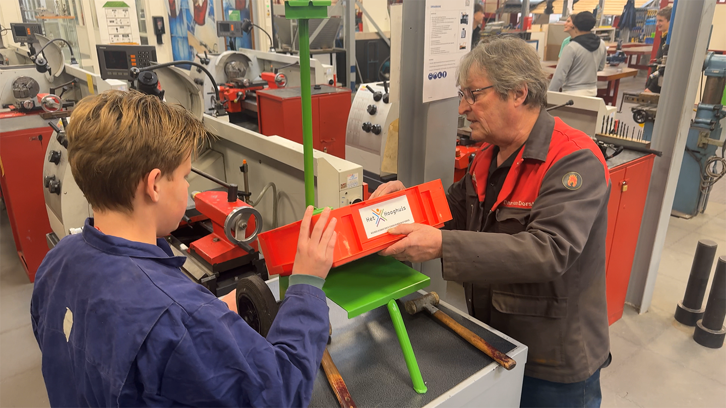 Afvalkar-Het-Hooghuis