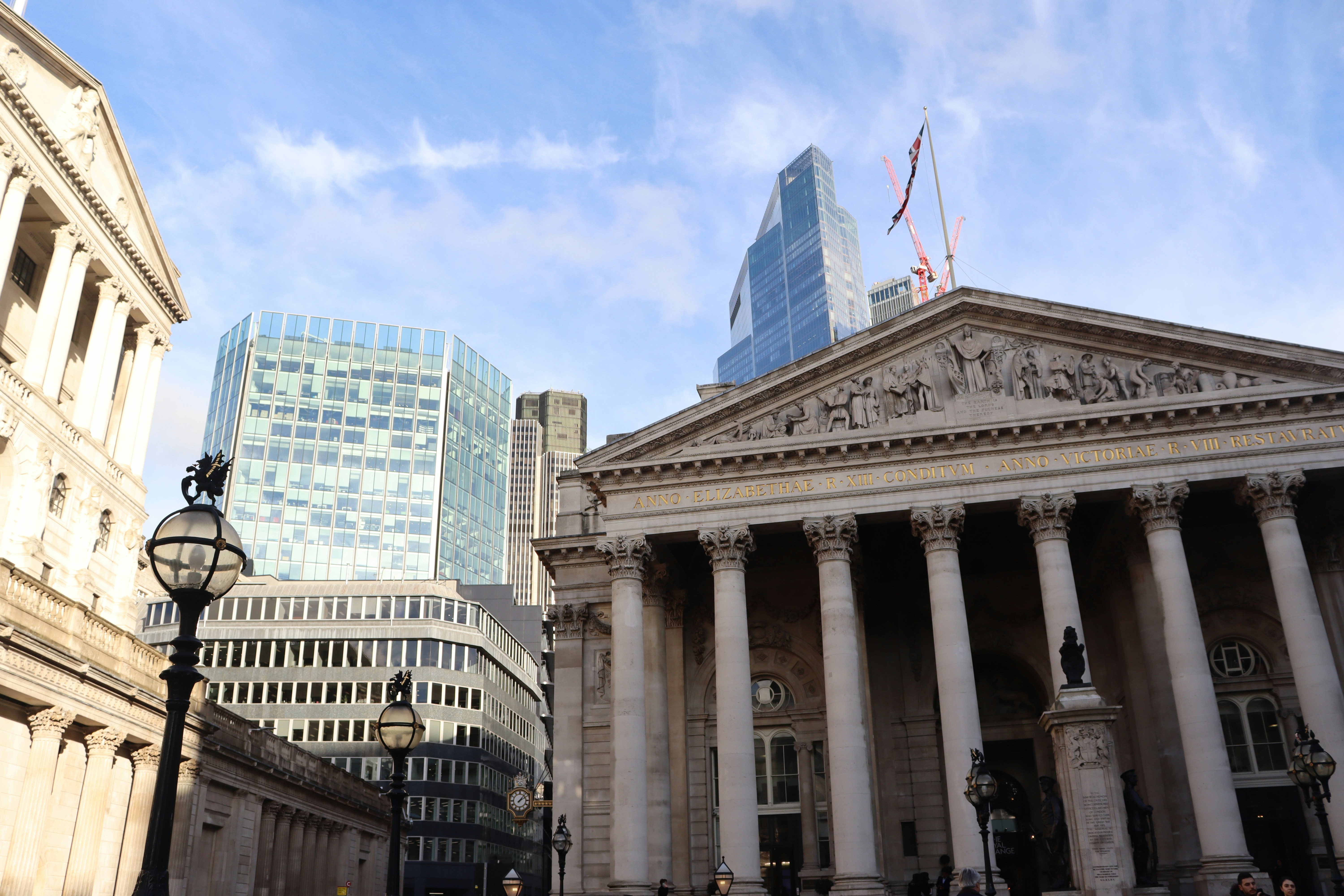 AML/KYC for Instant Crypto Payments: How to Meet Banking Standards