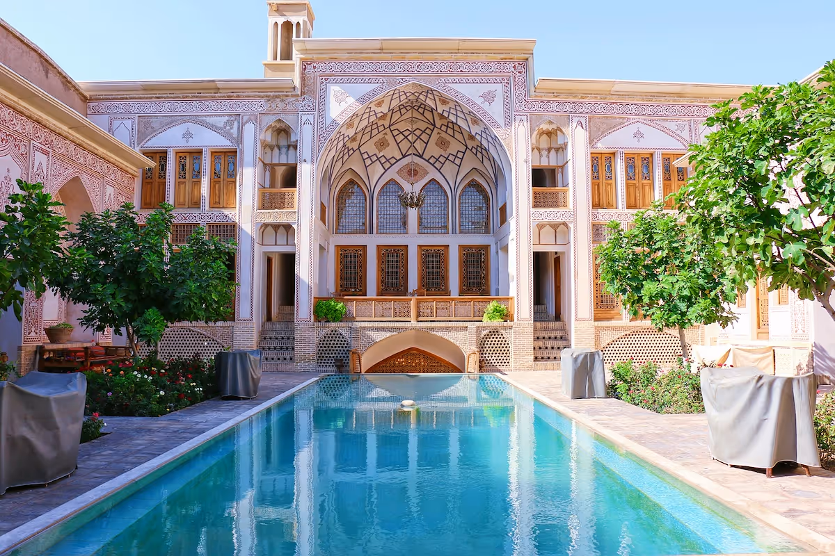 Instant Payments Iran: Rails, Fees, and the Lightning Network (2025)