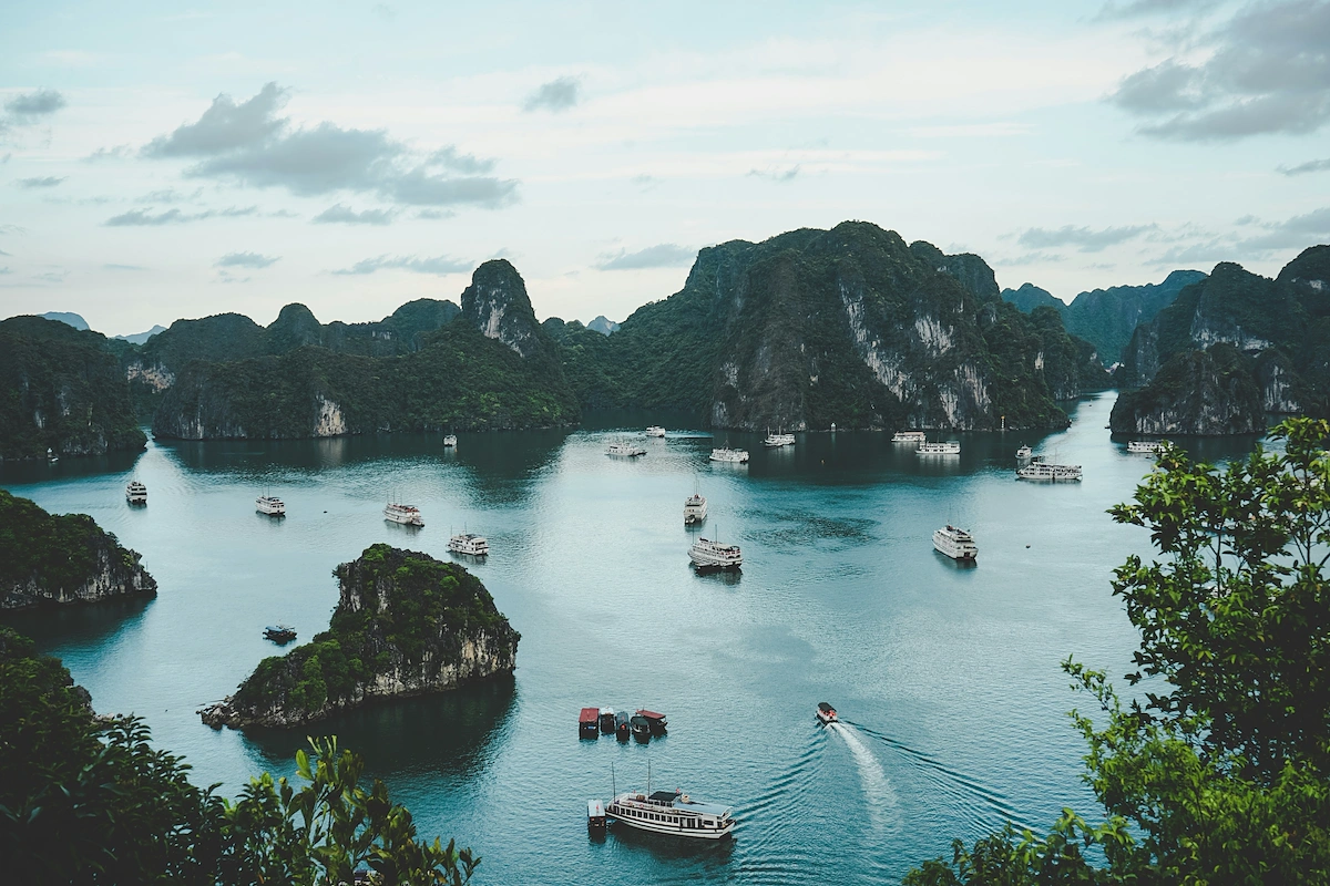 Instant Payments Vietnam: Rails, Fees, and the Lightning Network (2025)