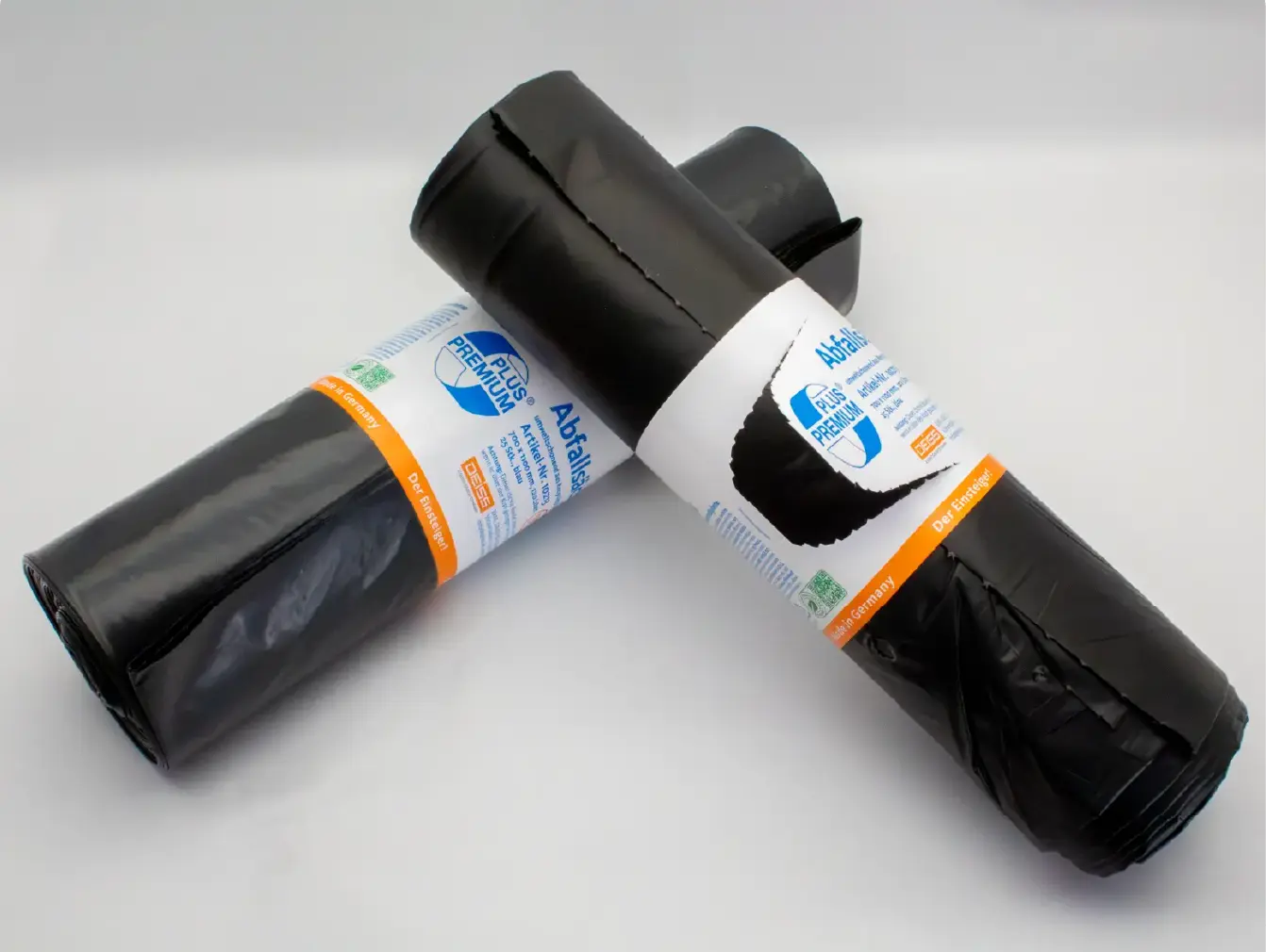 Leoprint patentierte Easy-Open-Banderole auf einer Industrierolle für DEISS.