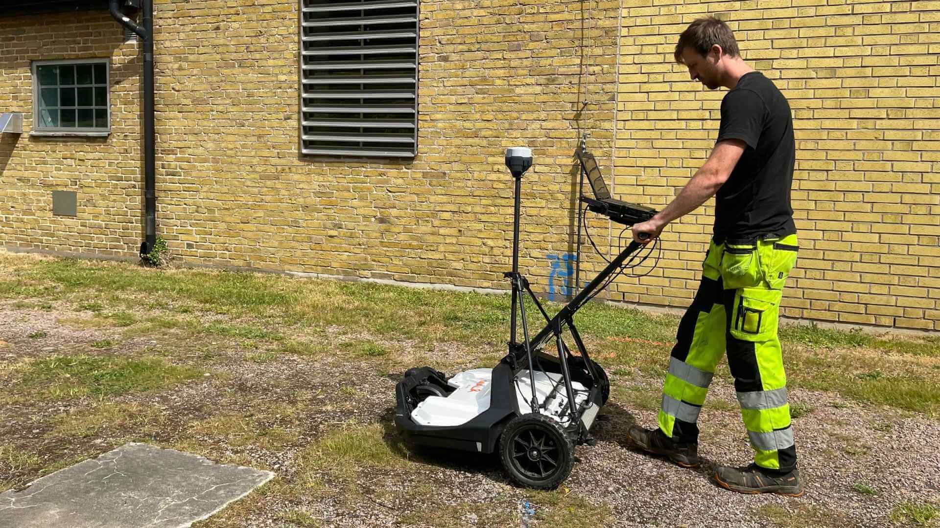 Our ground-penetrating radar in action
