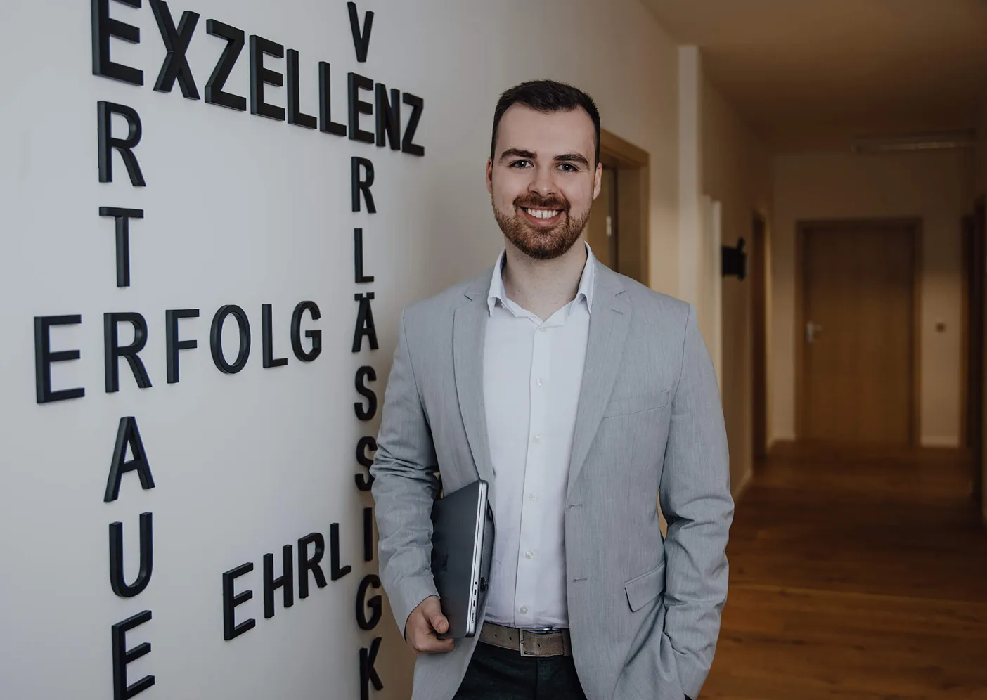 ceo image