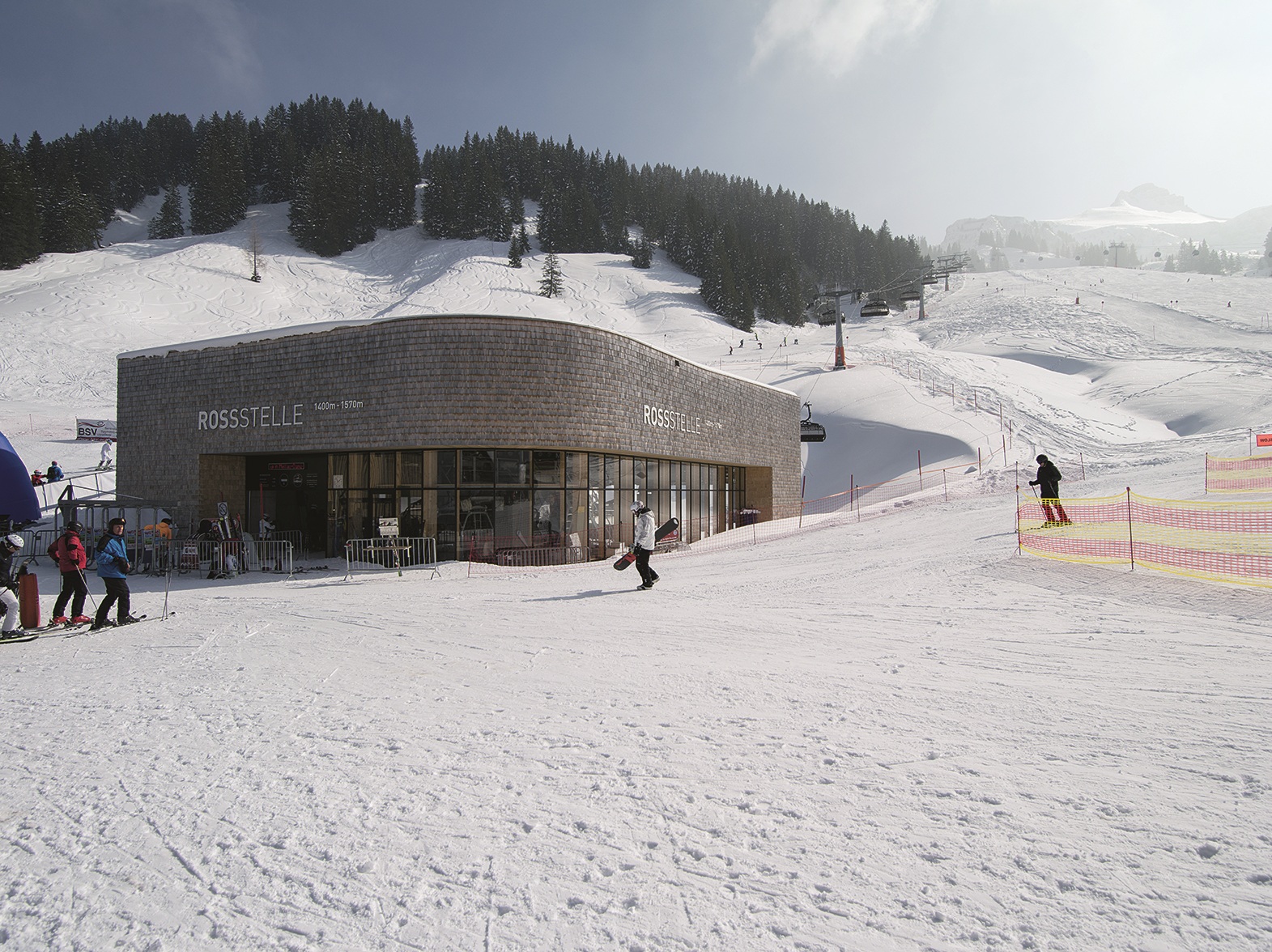 Rossstelle Bergstation im Skigebiet