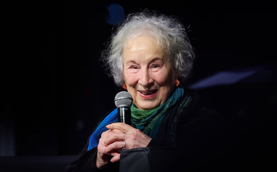  literary icon Margrett Attwood donates $1M in support of research to advance scientific knowledge about birds and bird migration