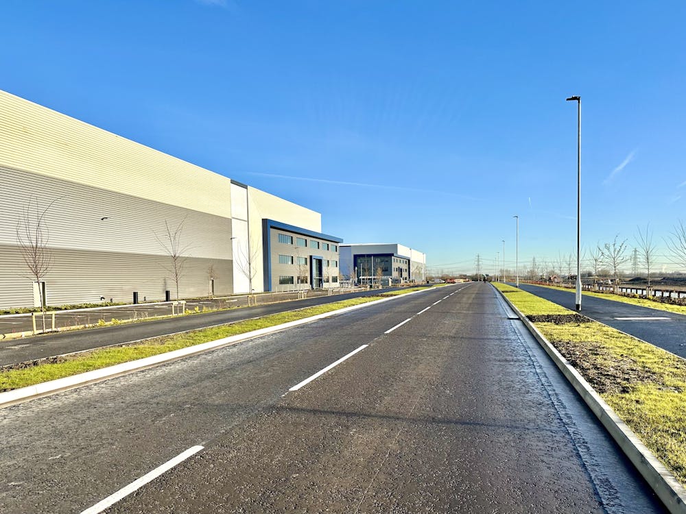 McLaren Construction Midlands and North Completes First Phase of Yorkshire Logistics Hub featured image