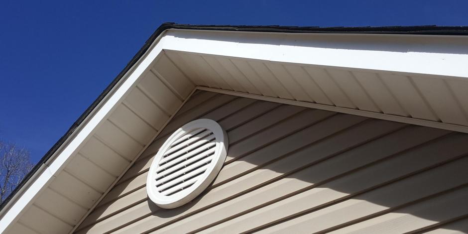 Improvements in the crawl space can have a positive effect all the way up into the attic. Learn how crawl space encapsulation can improve your Northern Illinois home. Assured Insulation is an energy audit and insulation contractor serving Frankfort and Chicago Southland.