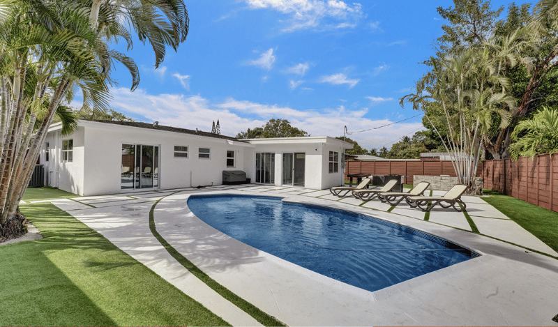 Buy a Single Family Home in Palm Beach, Florida