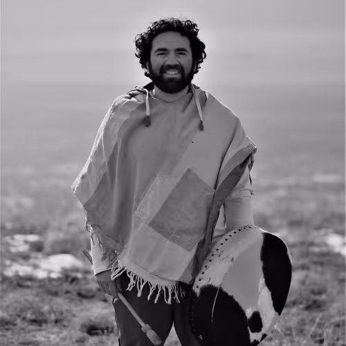 Headshot of Sebastian Arismendi, Reiki Master & Sound Healer at Utah Energy Healing Center in Bountiful, Utah. Testimonial featured on Jonathan Trang Web Designer in San Diego, California.