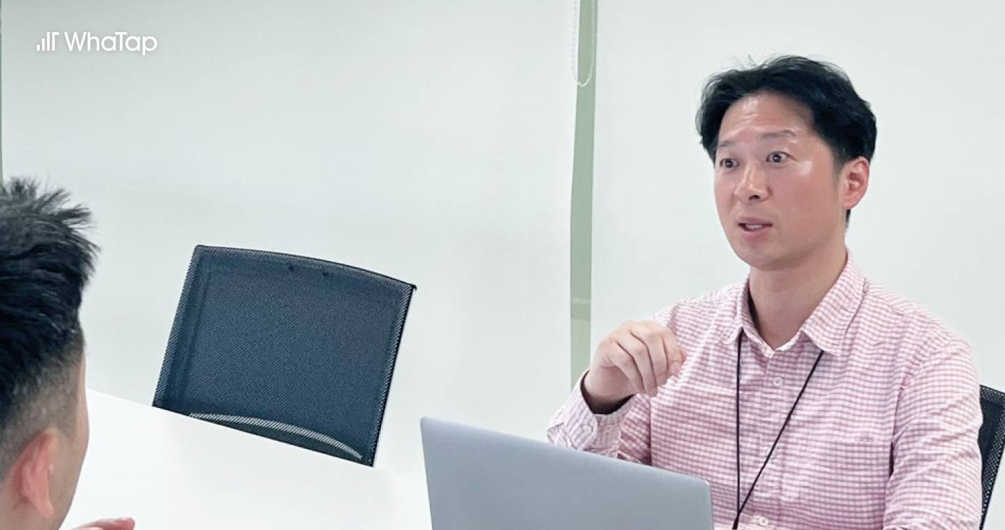 인터뷰 중인 에스티컴 정광조 부장님