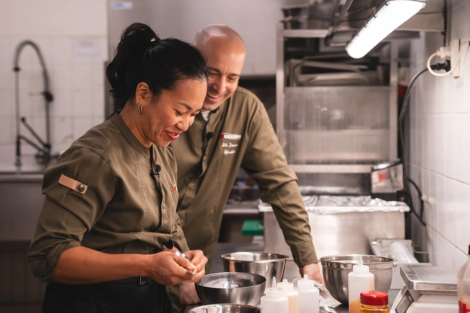 Chili Ta a Jiří Zeman v kuchyni IN CATERING