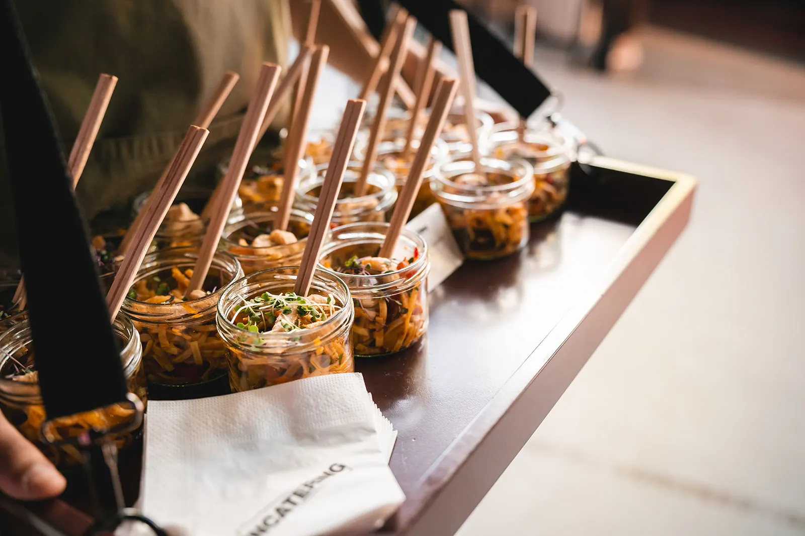 Pho salát - servis formou flying buffet