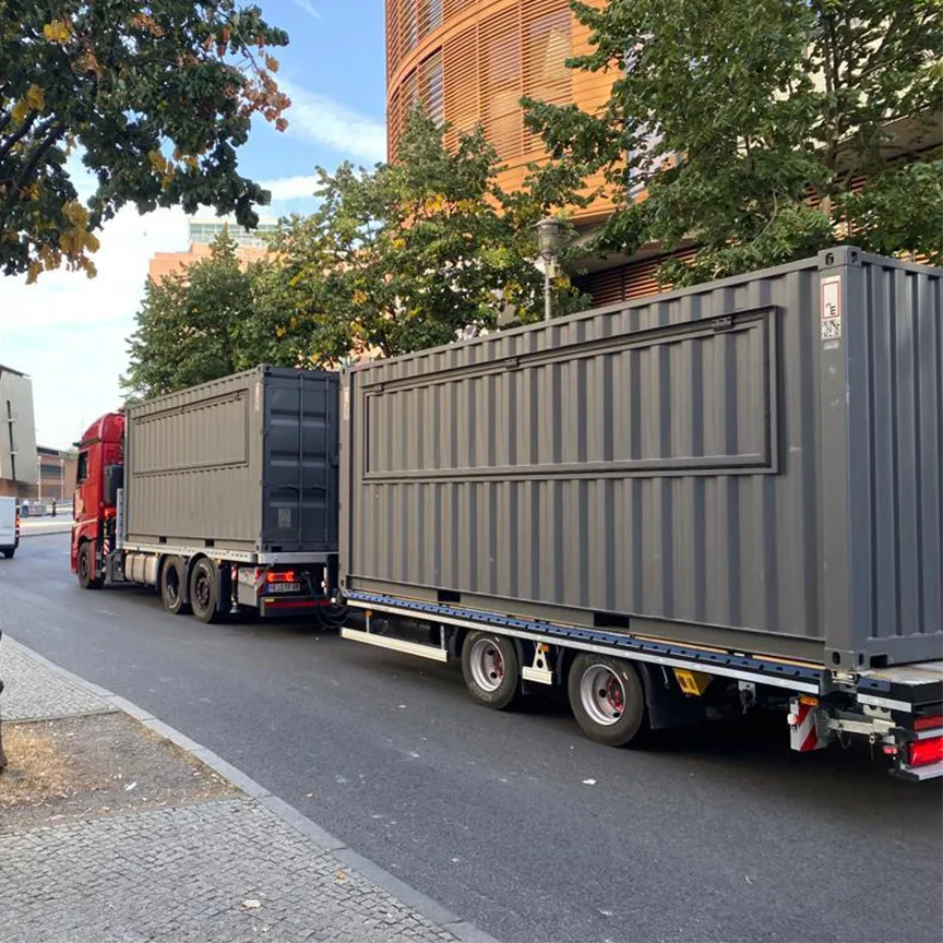 Barcontainer für das Festival am Potsdamer Platz