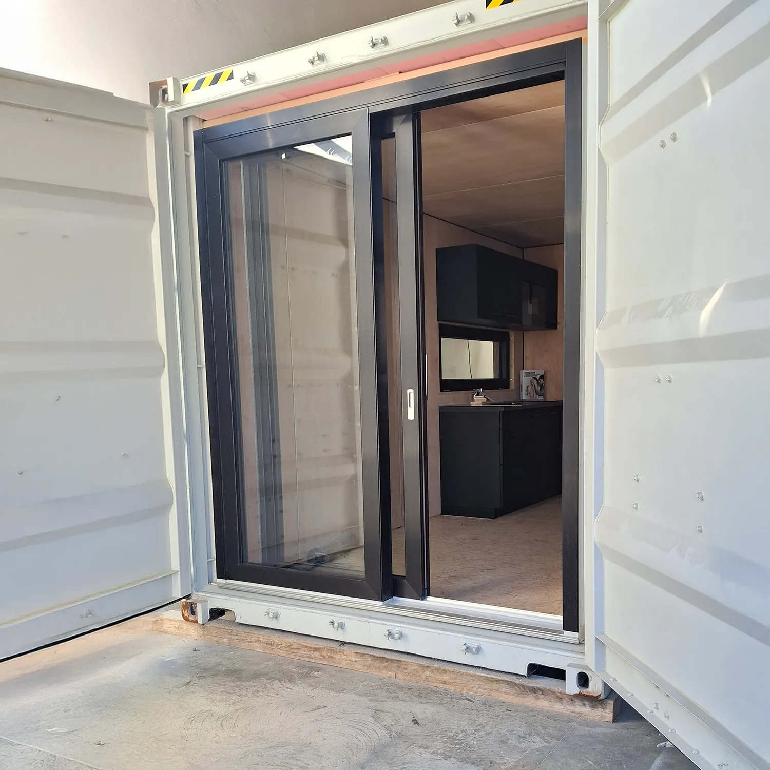 Container Tiny House Eingangsbereich