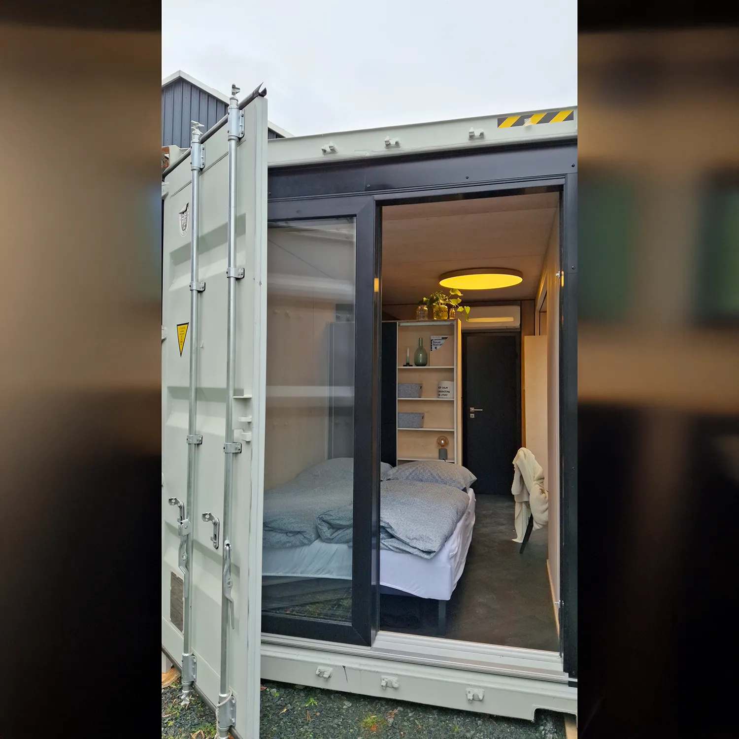 Tiny House Container, Stirnseite