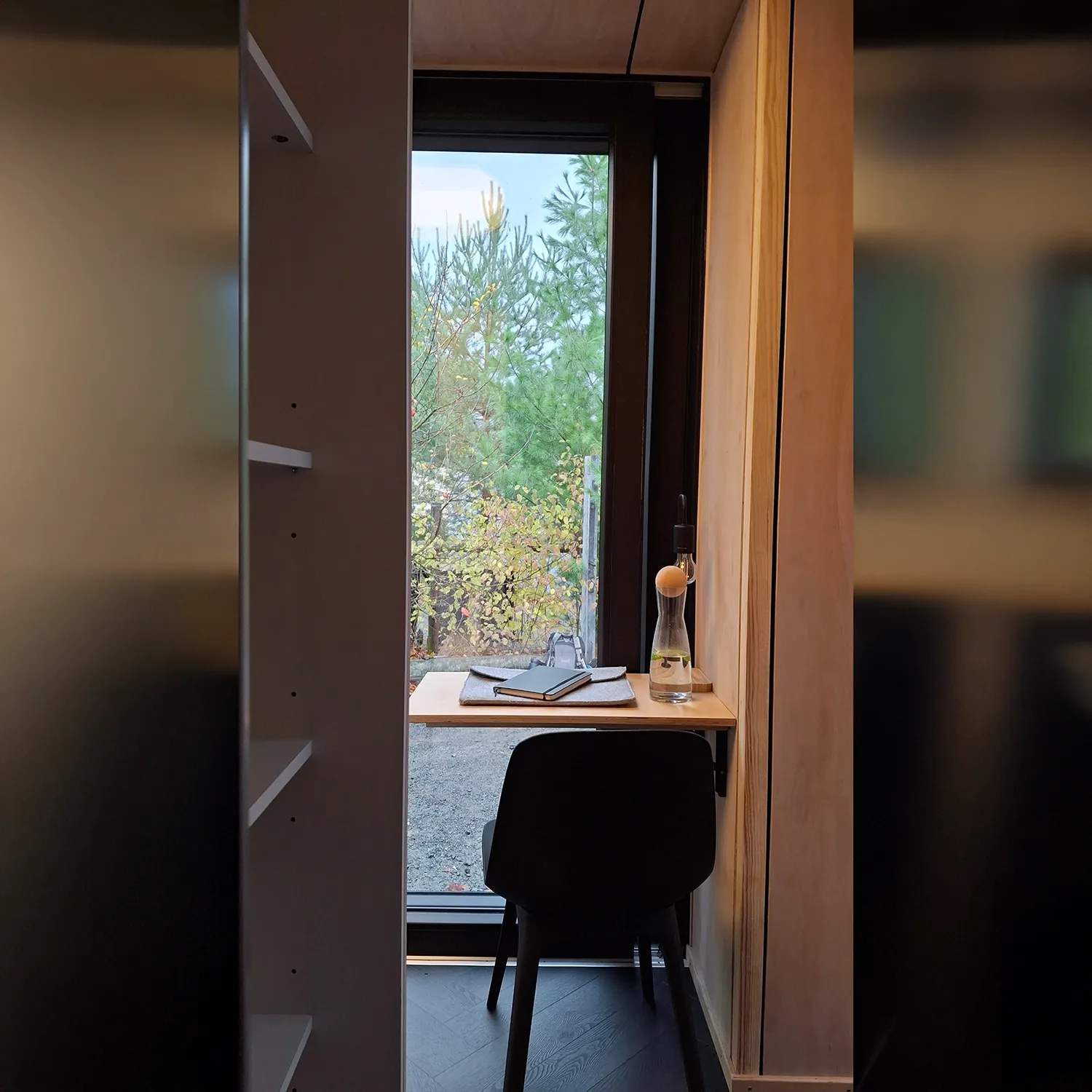 Container Tiny House Arbeitsbereich