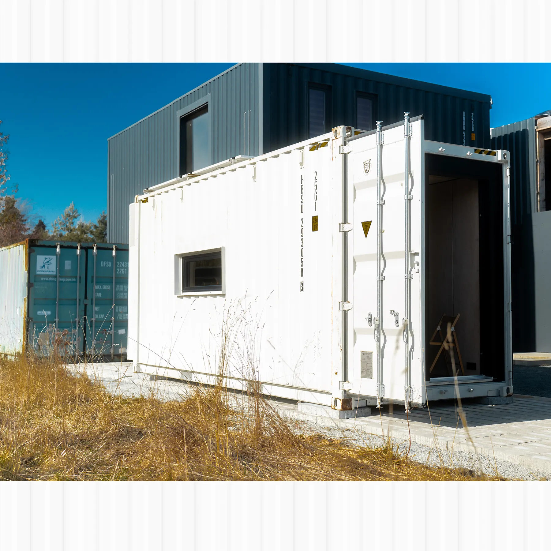 40 Fuß High Cube Side Door Container mit 4 Flügeltüren