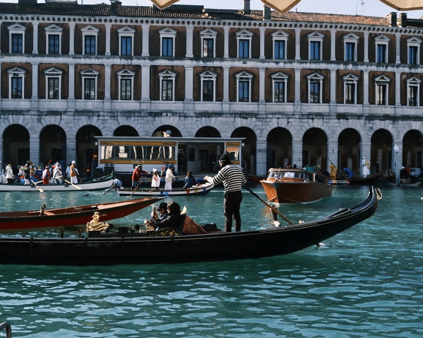 Venise Le Therapist - 2