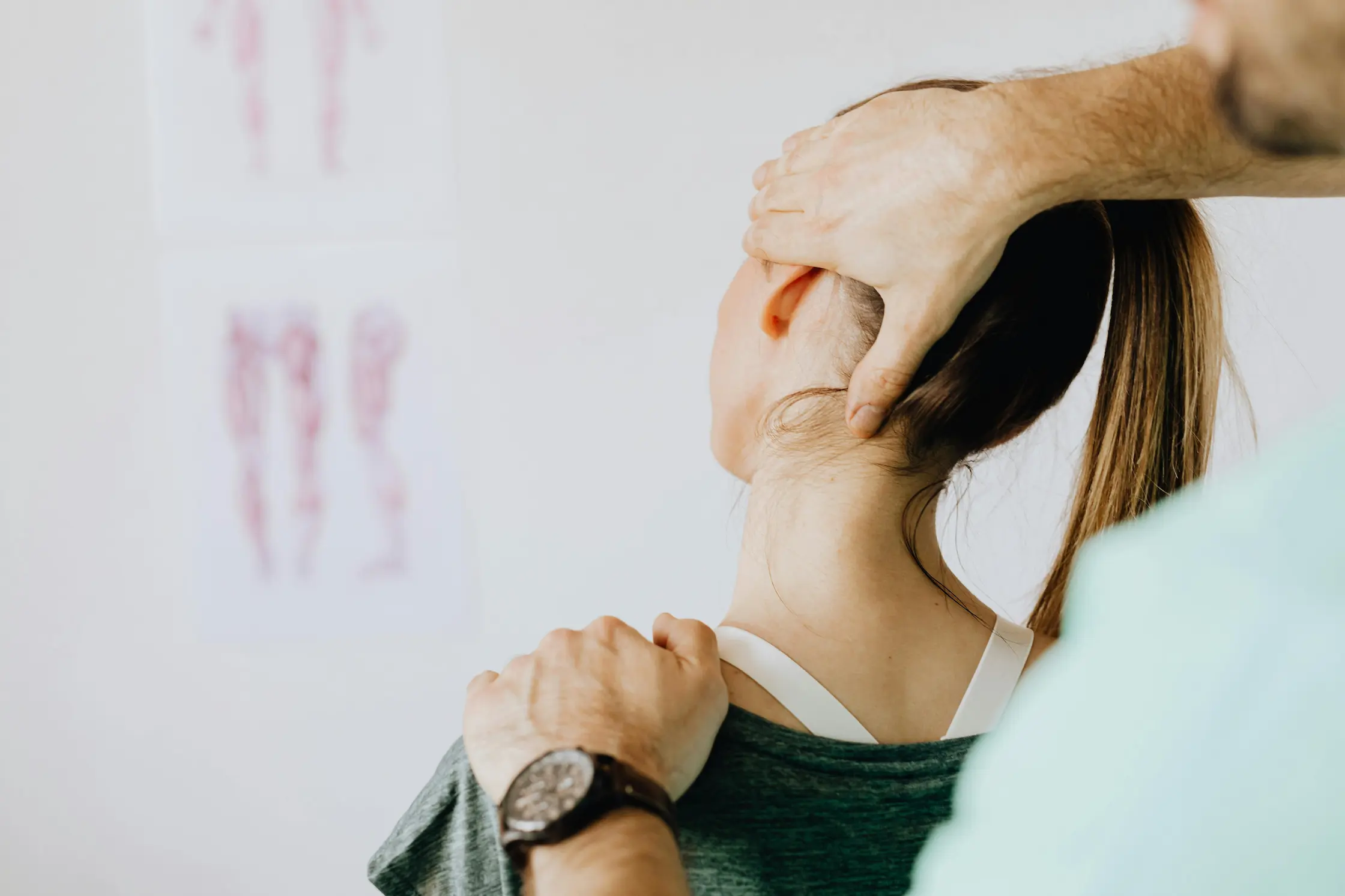 Terapia pooperacyjna kręgosłupa - bezpieczne ćwiczenia po zabiegu chirurgicznym