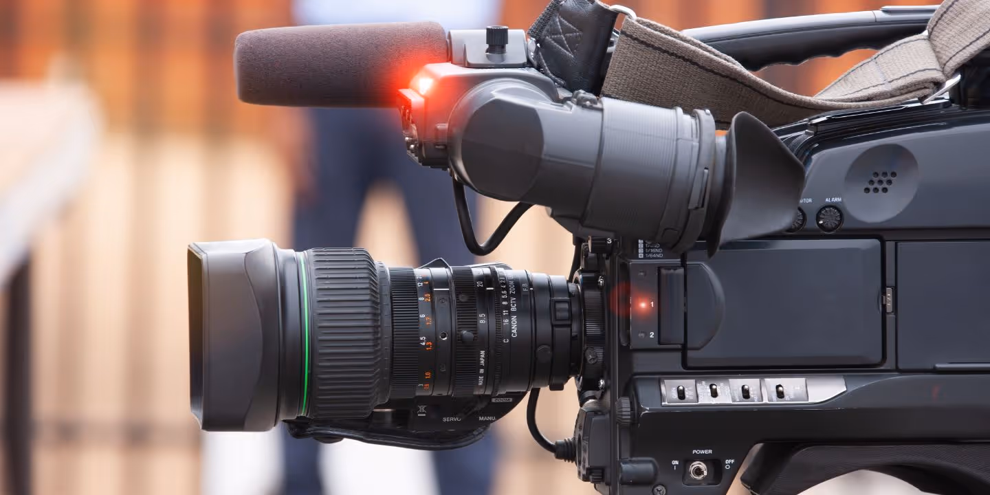 Kamera med rødt lys