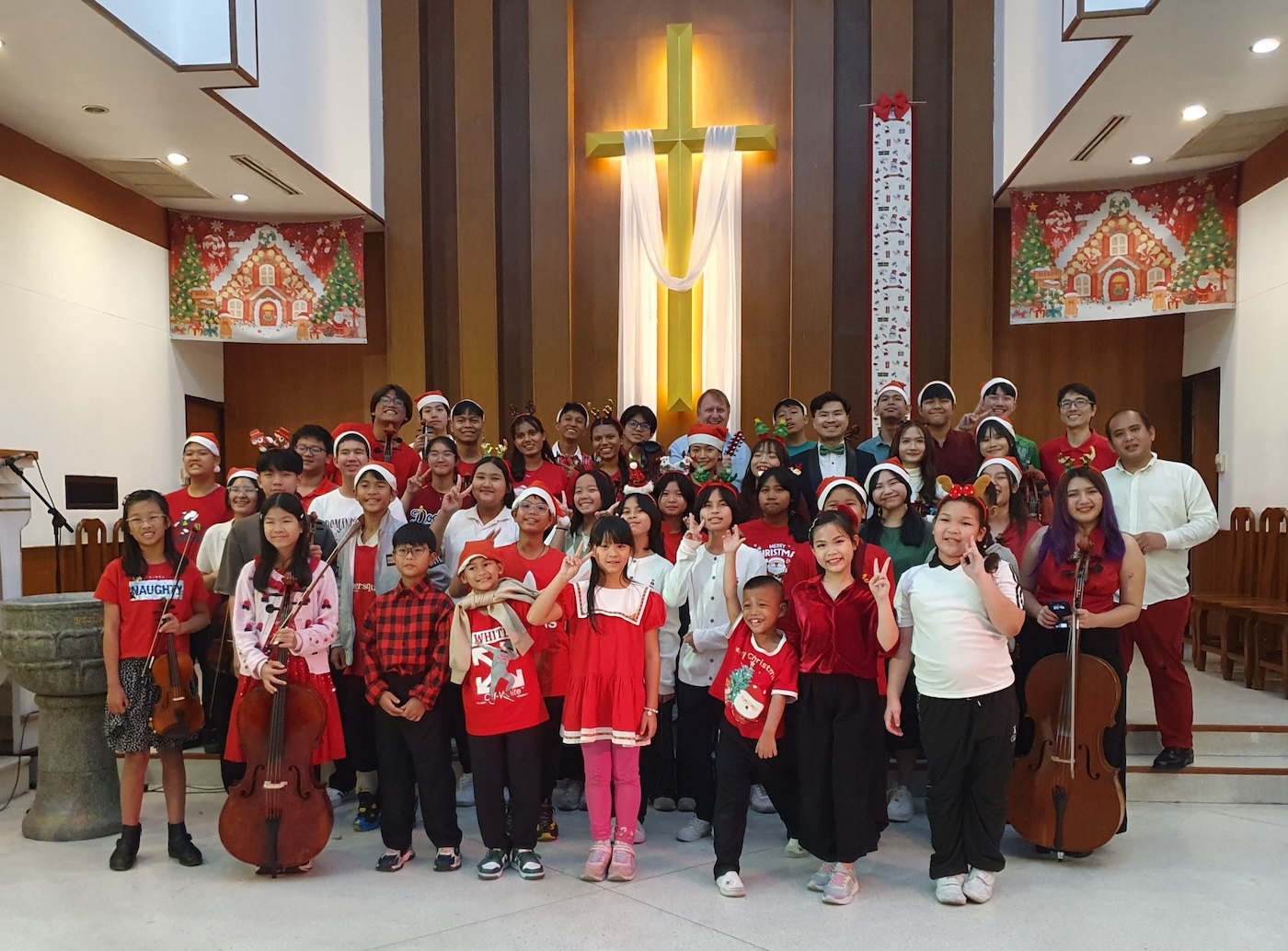 Gruppebilde av medlemmene i Immanuel orkester