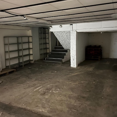 Bildet viser en kjeller i et lokale