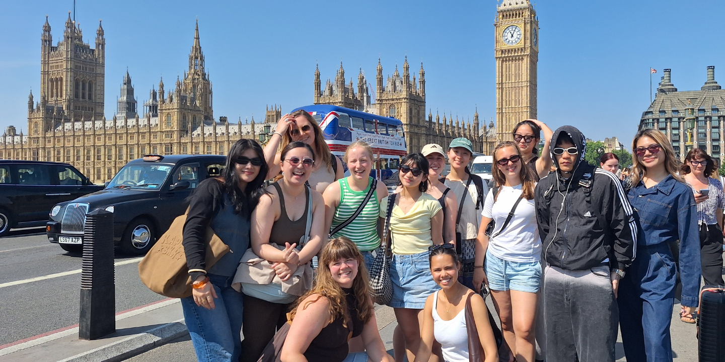 Mission24 gjengen midt i London ved BigBen