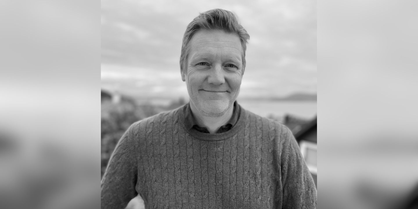 Bildet viser et svart-hvitt-bilde av Eirik Aadland Tappel