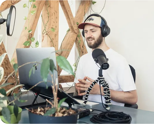 Why Alternative Media Drives eCommerce SaaS Growth