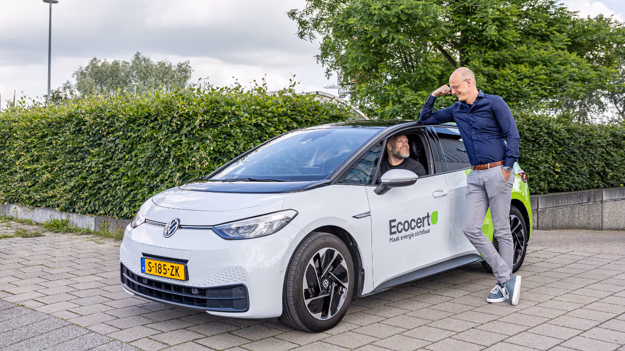 Bedrijfsauto Ecocert met Floris Brummelhuis en Wietze van der Veer