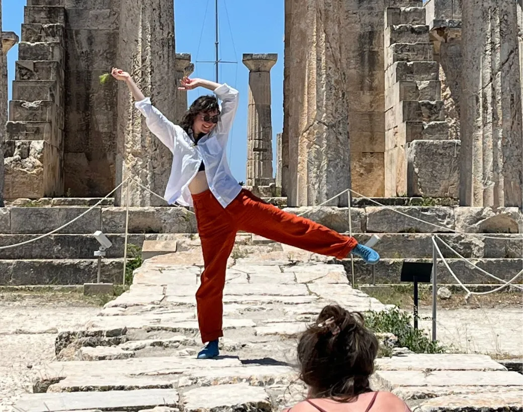 Explorare creativă cu elemente din natură în cadrul atelierului Emotions in Motion