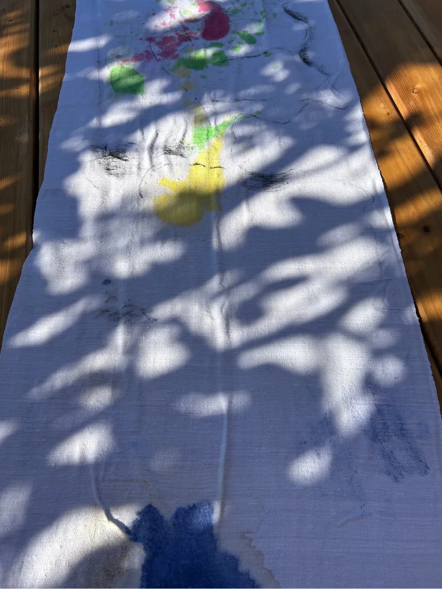 Operă realizată pe textile